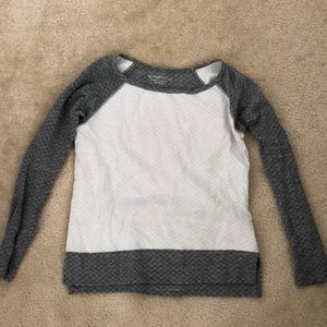 Beyond yoga gray quilted sweater
